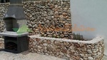Aiuola Con Muro A Secco E Barbecue